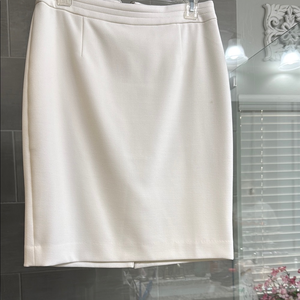 White House Black Market Cream Pencil Skirt Knee-Length Work